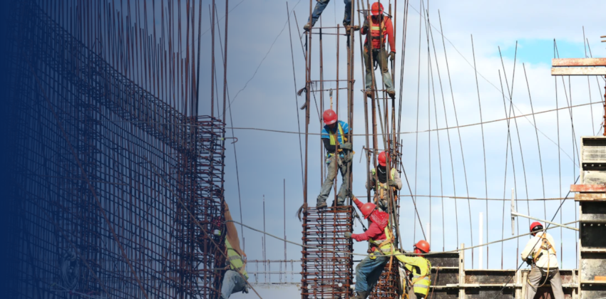 Chantier avec ouvriers